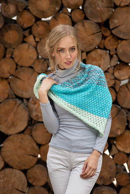 Indulgence Mini Shawl