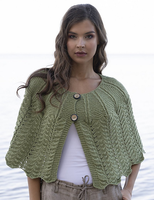 Whitby Capelet