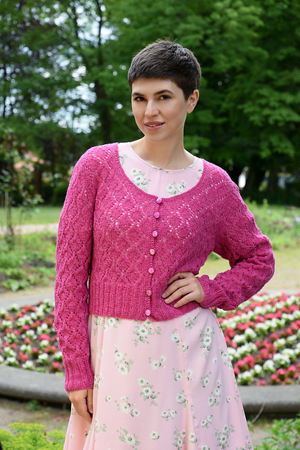 Ravelry: Carry pattern by Claudia Wersing