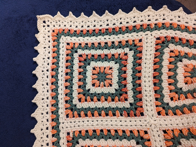 Traveling Afghan Square # 3 — foto 4