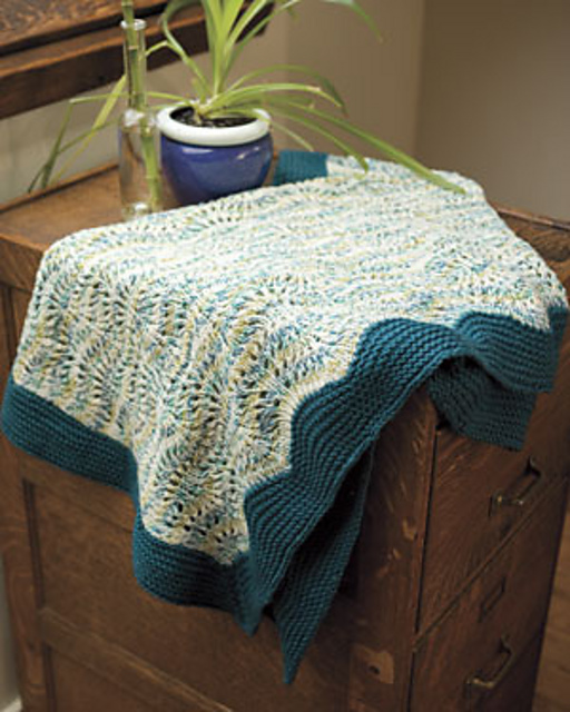Winter Lace Plumage Throw