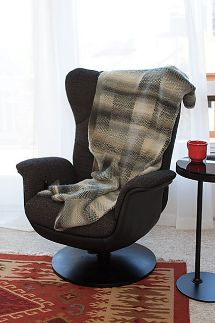 Chroma Dot Blanket