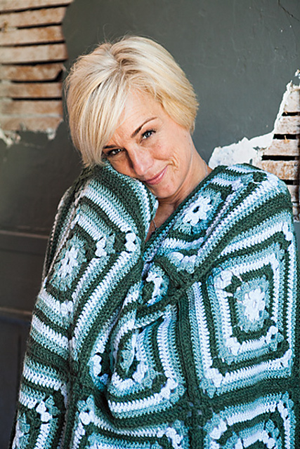 Efflorescence Throw