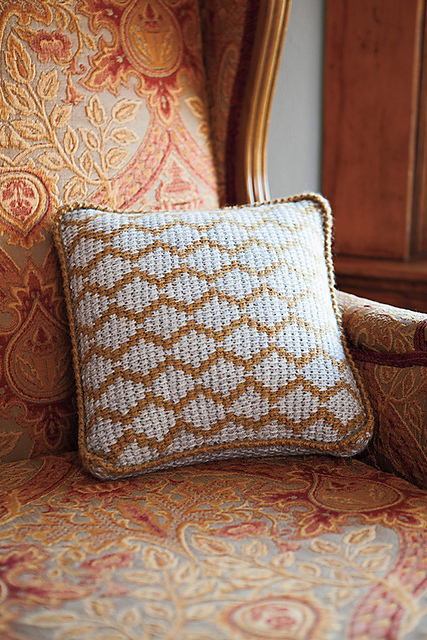 Diamond Links Pillow