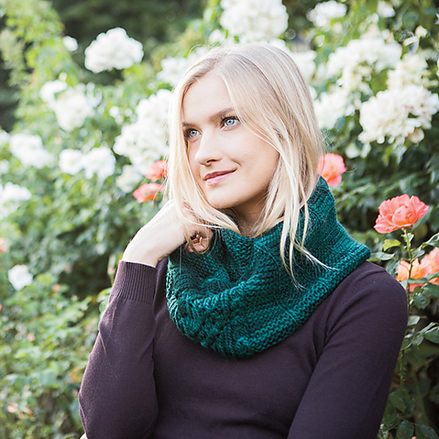 Double Leaf Cowl
