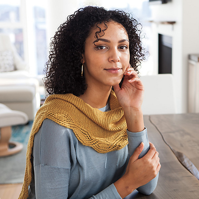 Meandering Lace Shawlette