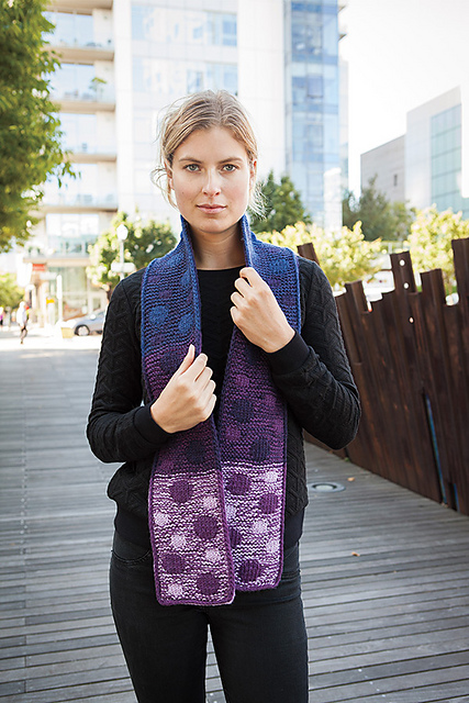 Dancing Circles Reversible Scarf