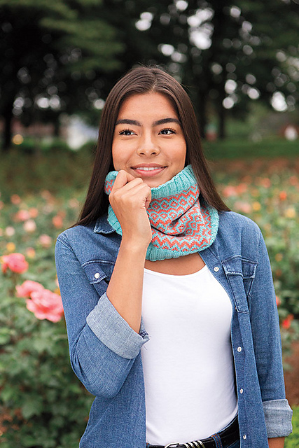 Diamond Mosaic Cowl