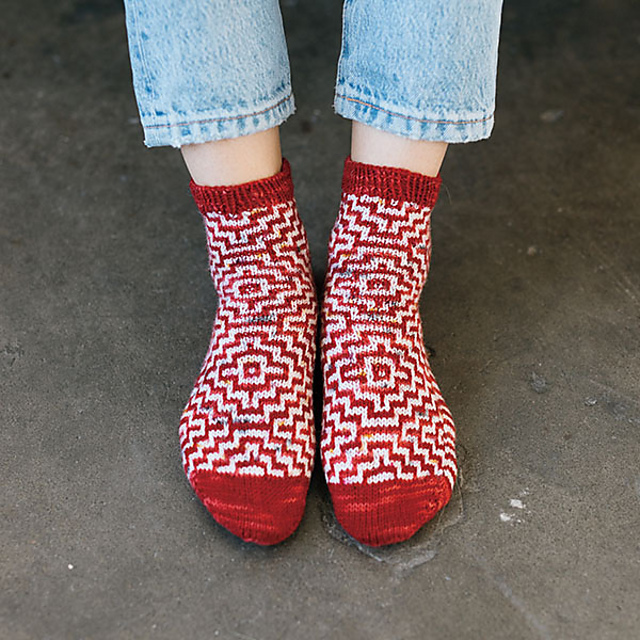 Maze Socks