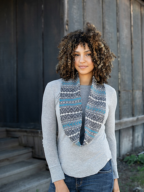 Cross Hollow Infinity Cowl & Scarf