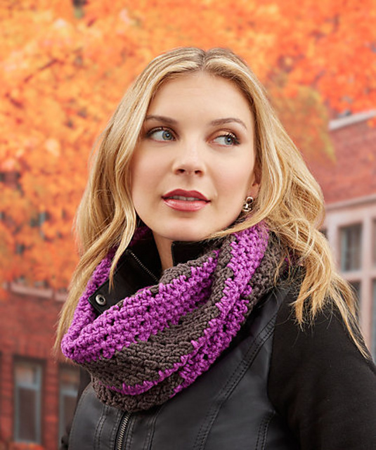 Herringbone Chevron Cowl