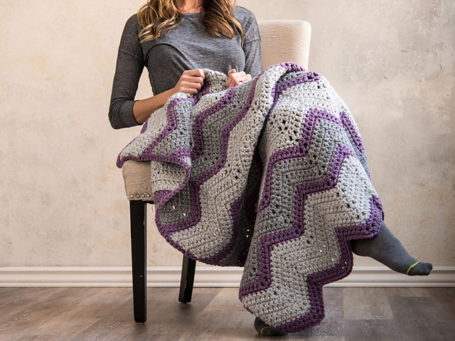 Vintage Bulky Chevron Throw