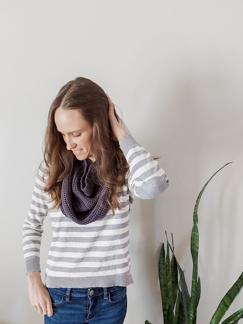Sandstone Cowl