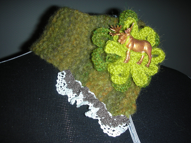 Green neck warmer