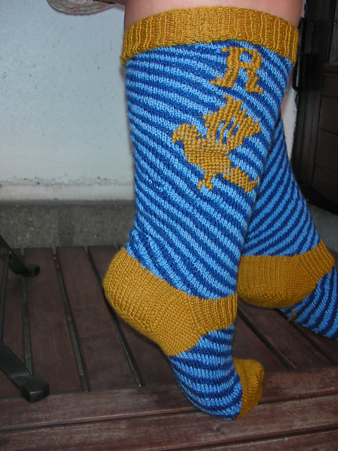 Diagonal Ravenclaw socks with embrodidery