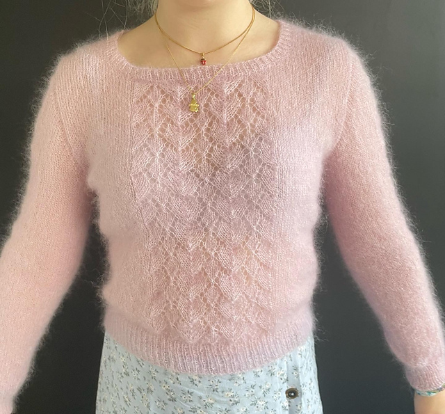 Featherly Light sweater