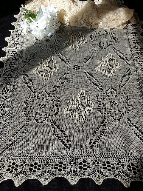 Eeva's Shawl