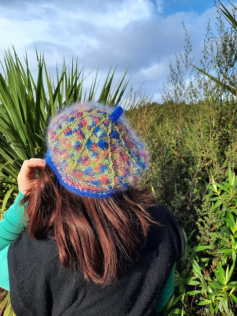 Snowstorm Beret