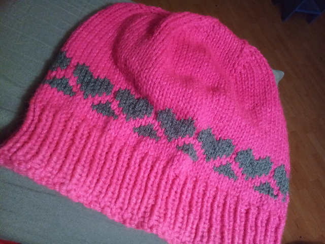 Hearts Align Hat