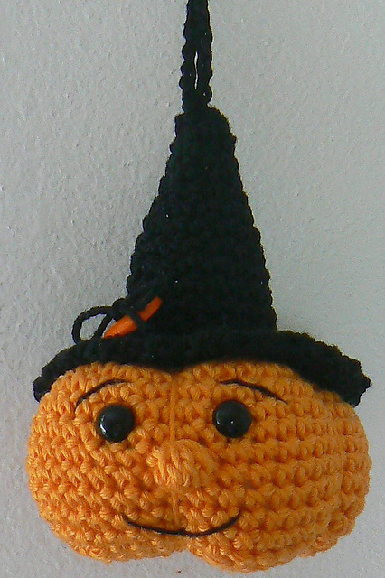 Halloween pumpkin key chain