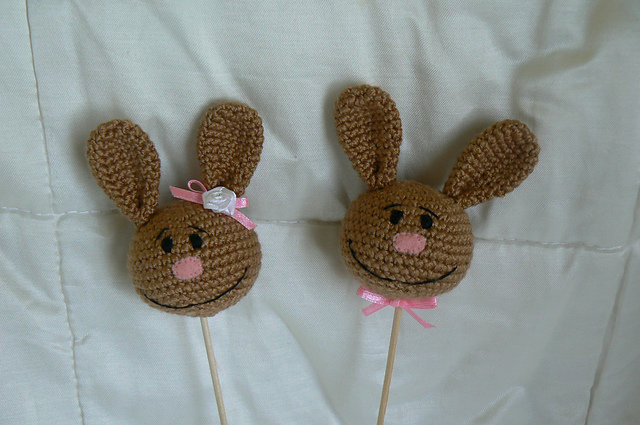 Bunny head - decoration on a stick