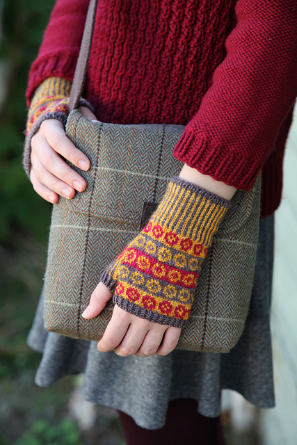 Bits and Pieces mitts