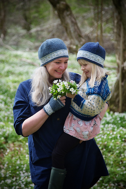 Anemone Hat & Mitts