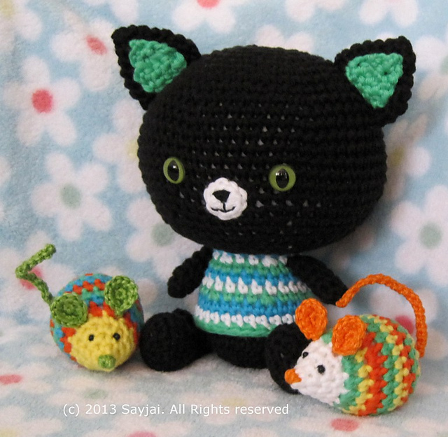 Baby Cat and Mouse