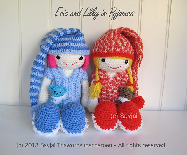 Evie and Lilly Dress up Dolls