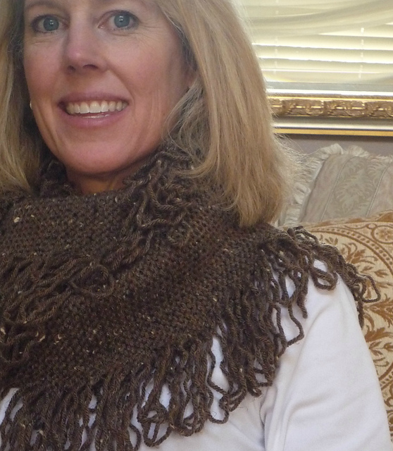 Loop-dee-loop Cowl