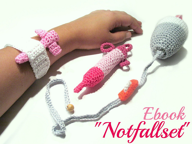 "Emergency Kit"/"Notfallset"