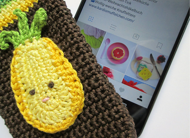 Smartphone Cozy "Pineapple"