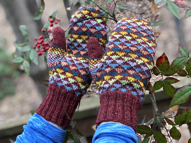 Vertigo Mittens