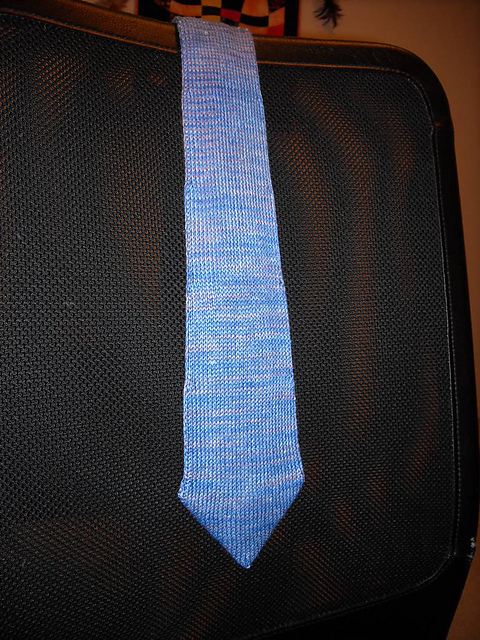 NL20 Knit Necktie