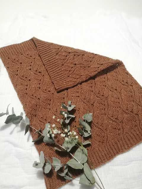 Aura cowl