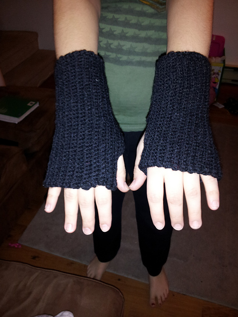 Girlie Fingerless Mitts