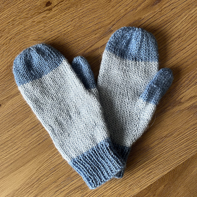 Totally Traditional Mittens