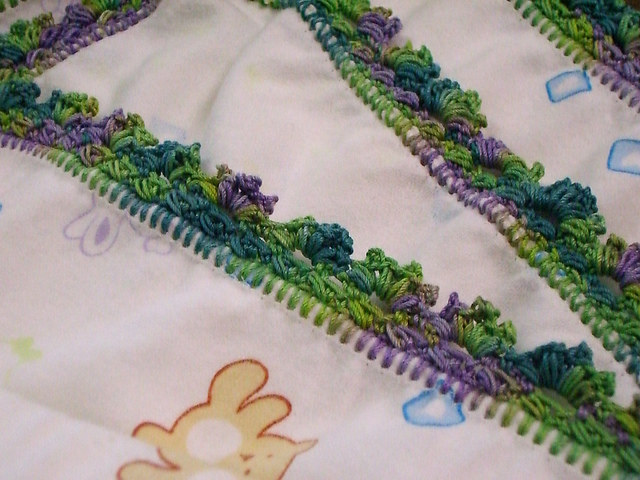 Puffy lace edging
