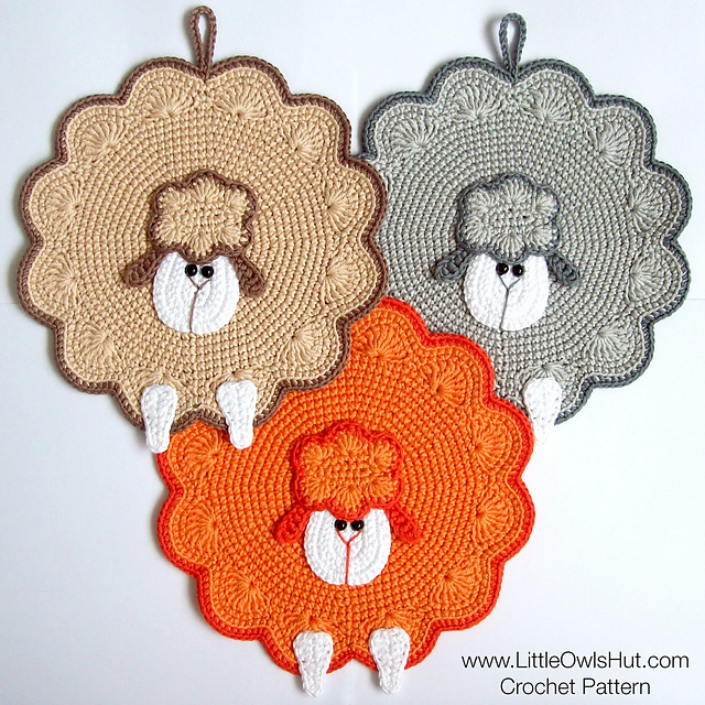 053 Sheep decor, potholder, pillow