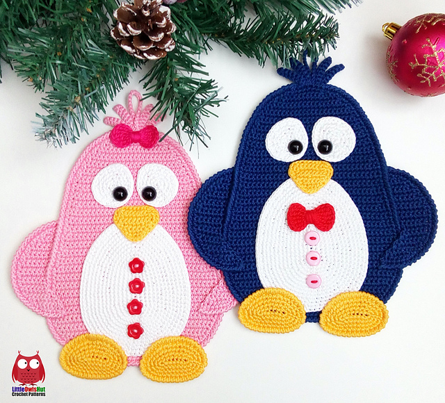 260 Penguin decor or potholder
