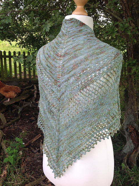 Versailles Shawlette