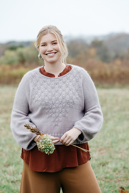 Romantic Pullover