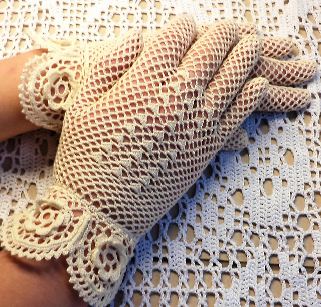 Crochet Gloves N367