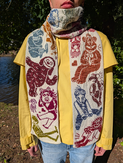 Puppet Master Scarf