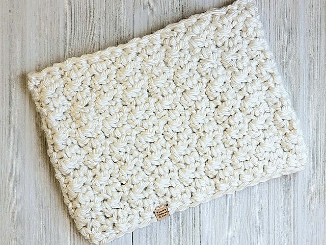 Stone River Cowl