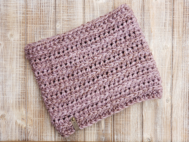 Chunky Chains Cowl