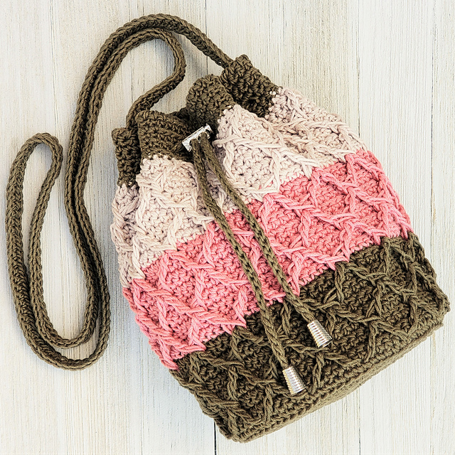 Trellis Drawstring Bag