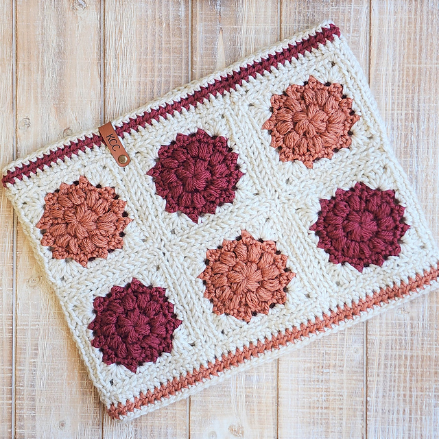 Dahlia Cowl