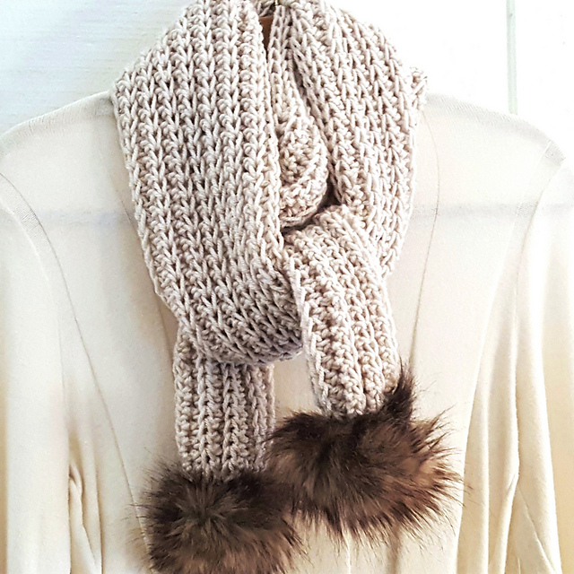 Ribbed Pompom Scarf
