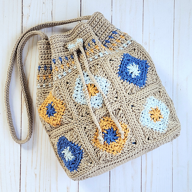 Diamond Daze Drawstring Bag